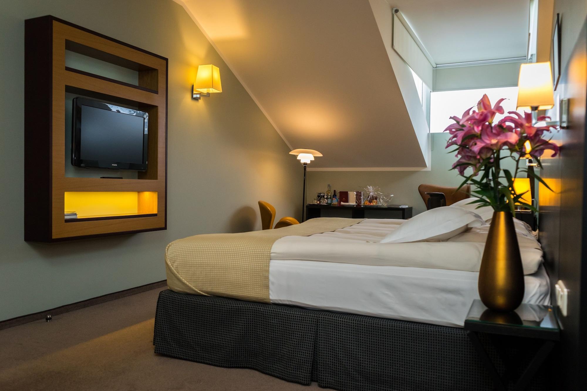 Gallery Park Hotel & Spa, A Chateaux & Hotels Collection Riga Exterior foto
