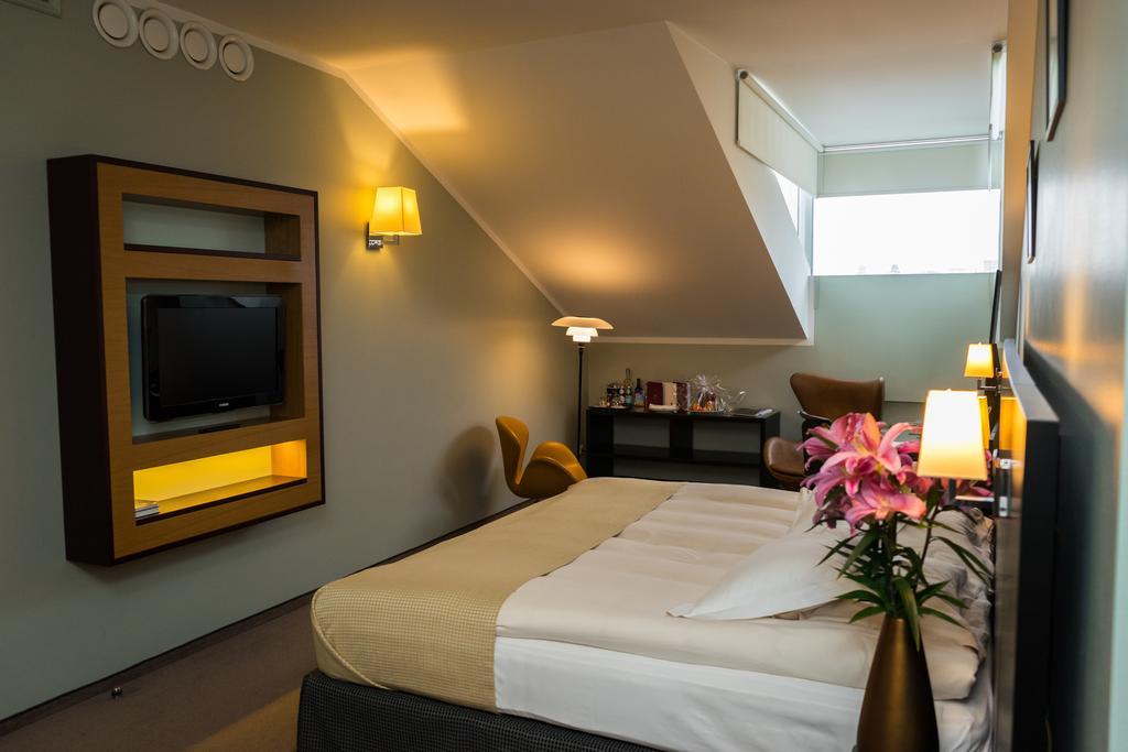 Gallery Park Hotel & Spa, A Chateaux & Hotels Collection Riga Exterior foto